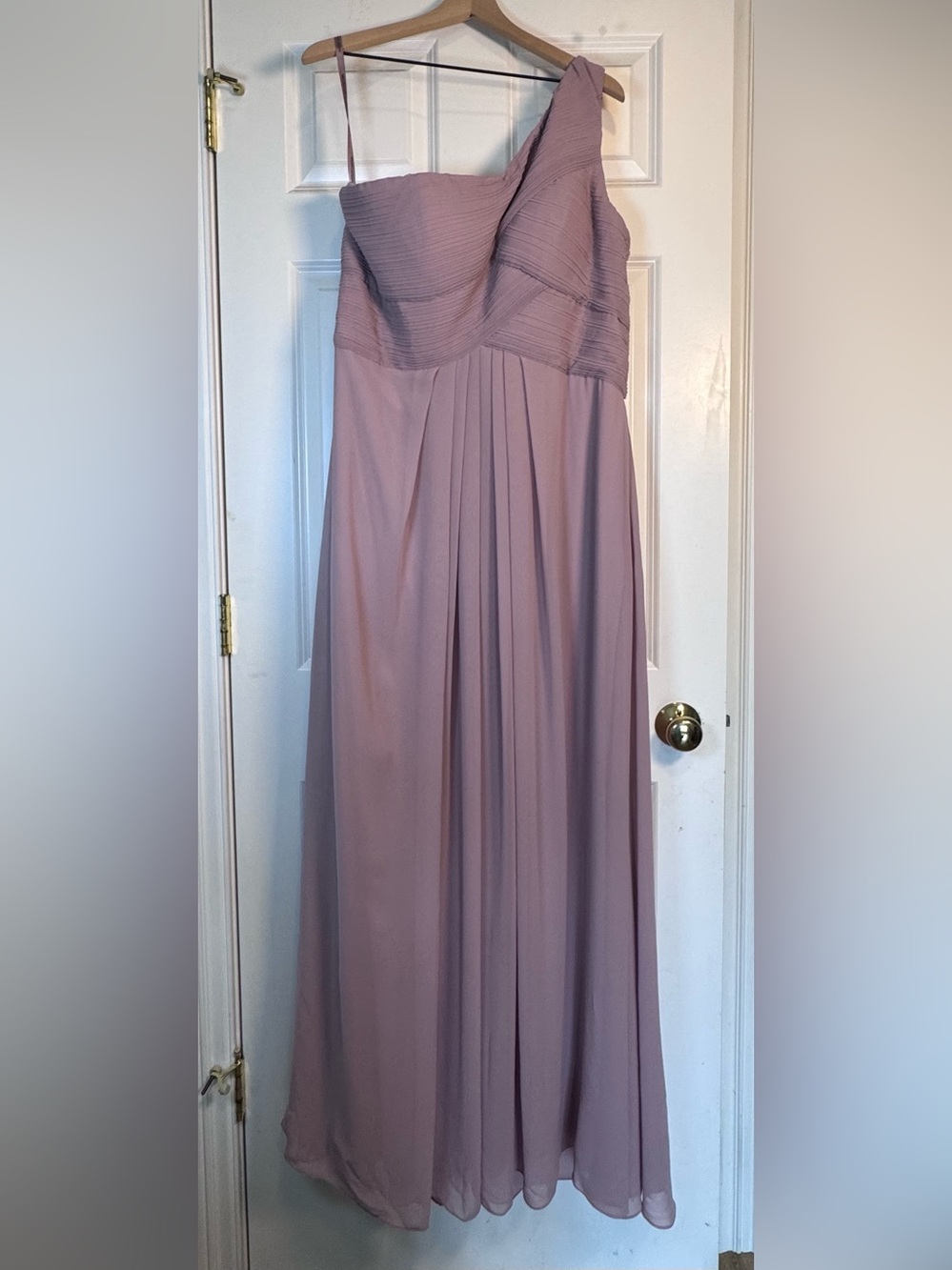 Strapless Mauve Pink Evening Gown with Asymmetric ruching.Size 20 plus size.